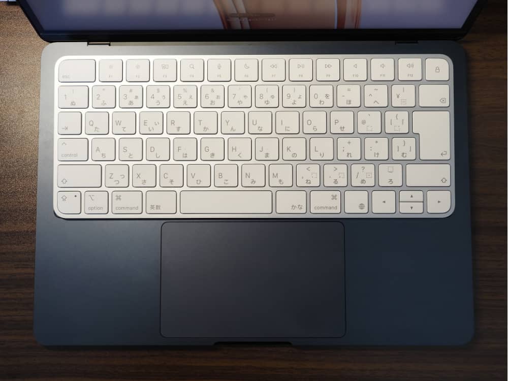 MacBookとMagic Keyboard