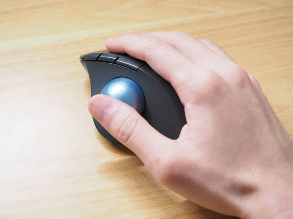 Logicool ERGO 575