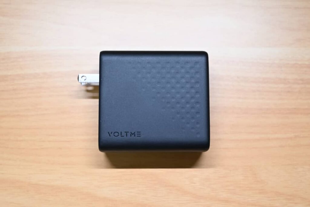 USB-C×2、USB-A×1