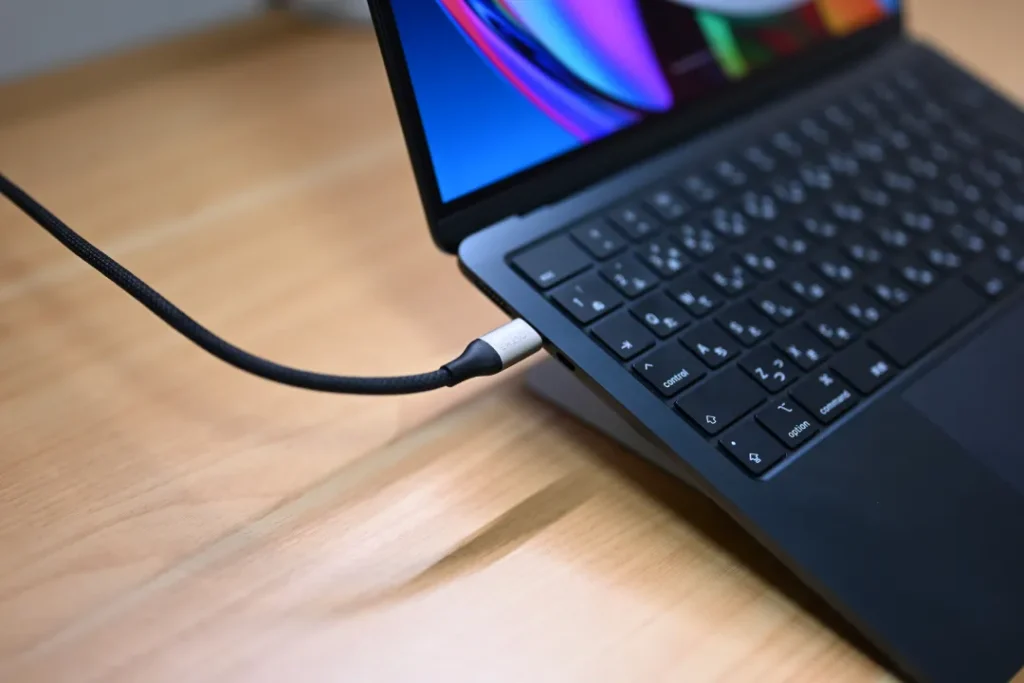 Dell 4Kモニター S2725QC