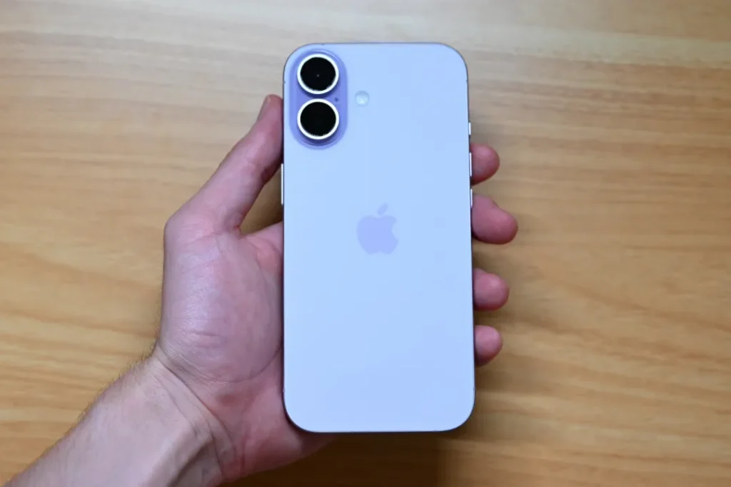 iPhone17