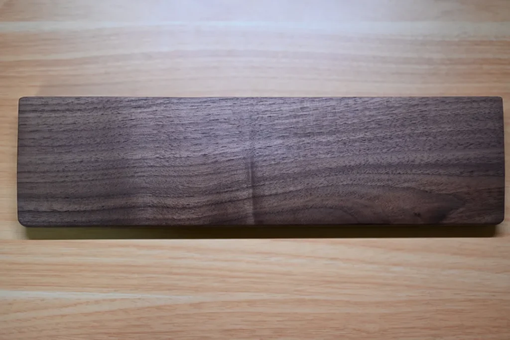 Faluber 木製パームレスト