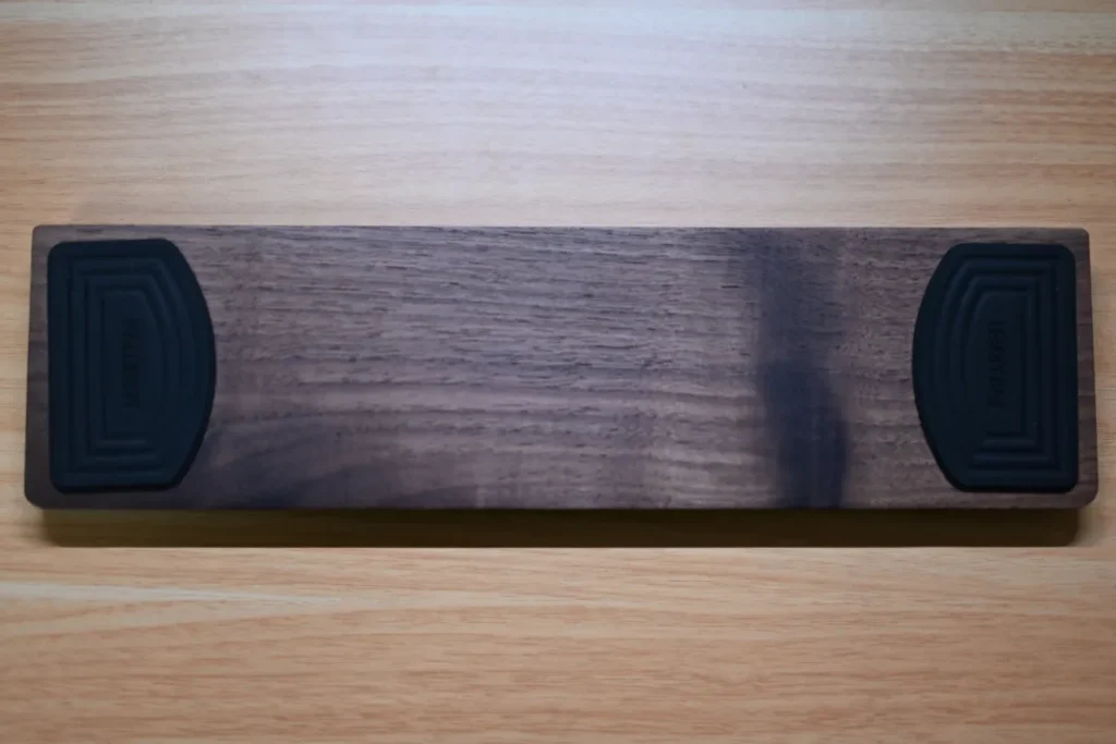 Faluber 木製パームレスト