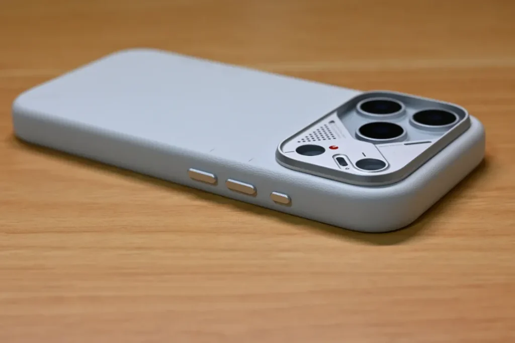 AULUMU A17 iPhone 17 Pro用ケース