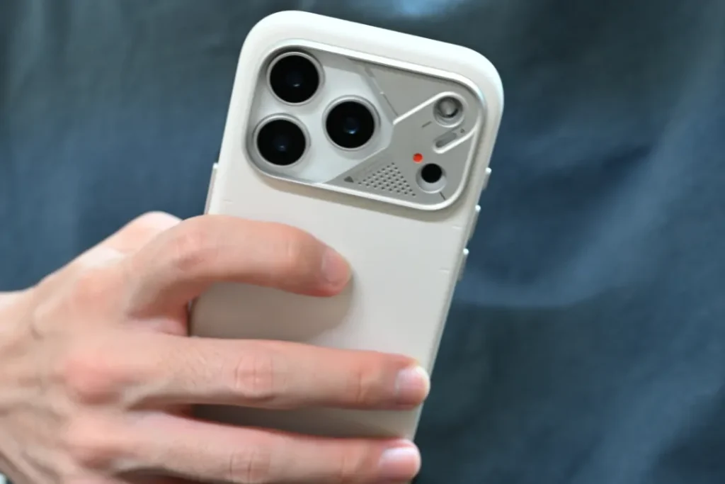 AULUMU A17 iPhone 17 Pro用ケース