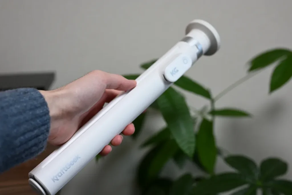 KraftGeek JustTap マグネット式スマホ三脚