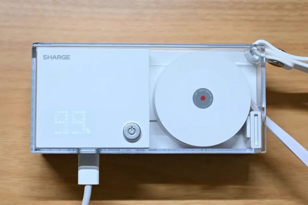 SHARGE 格納式 3-in-1 パワーバンク