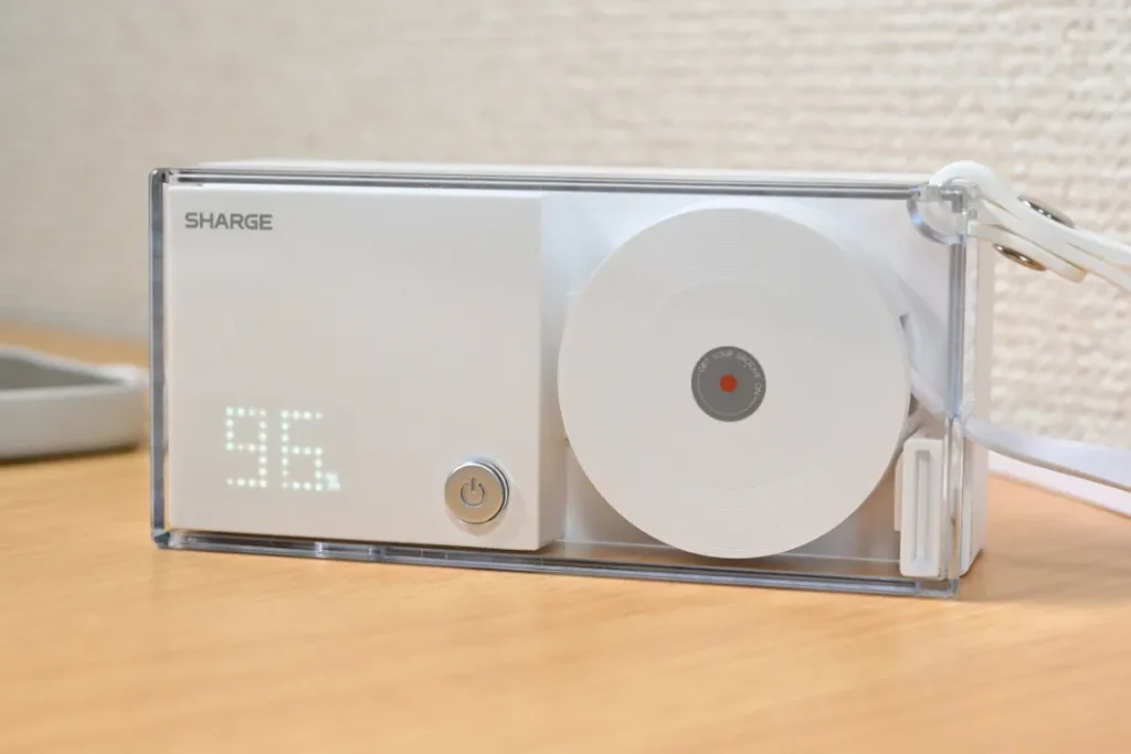 SHARGE 格納式 3-in-1 パワーバンク