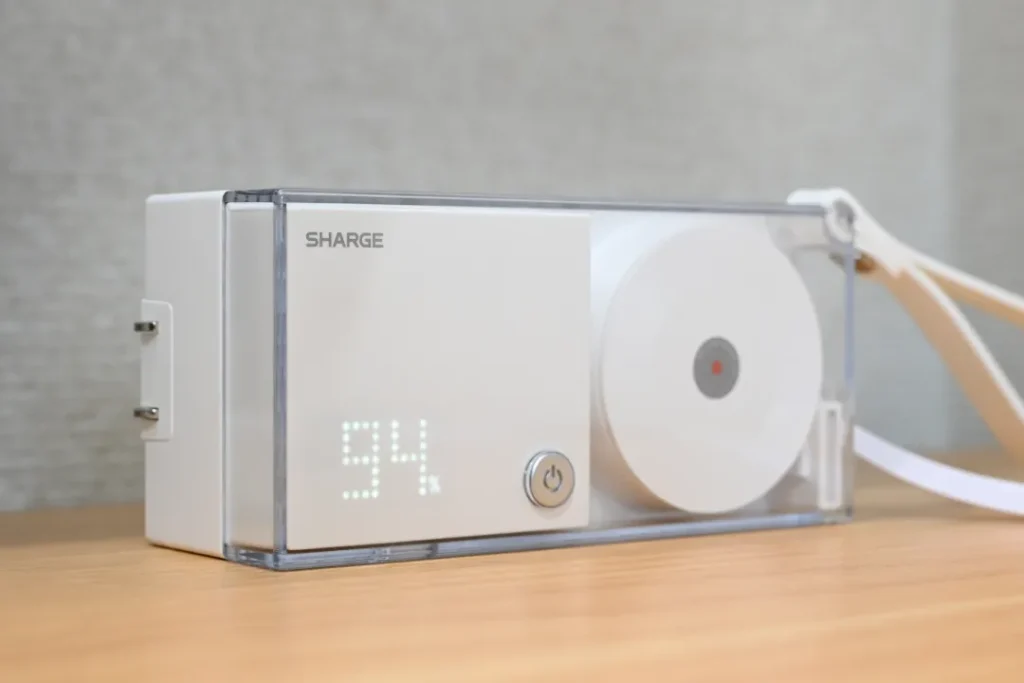 SHARGE 格納式 3-in-1 パワーバンク