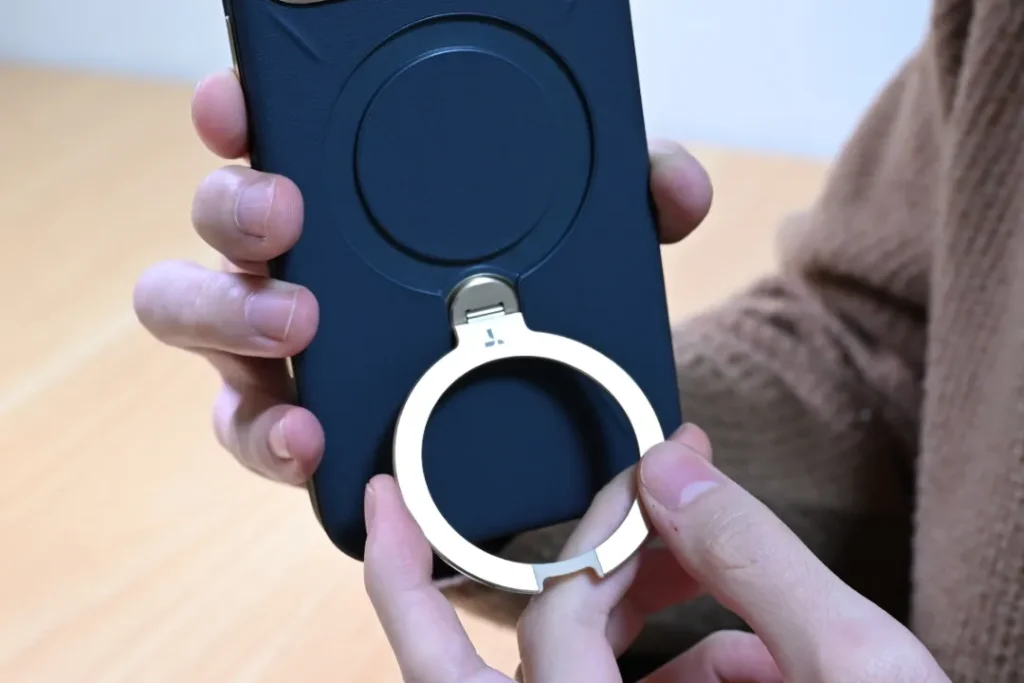 TORRAS Ostand Q3 レザートーン