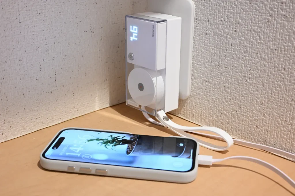 SHARGE 格納式 3-in-1 パワーバンク