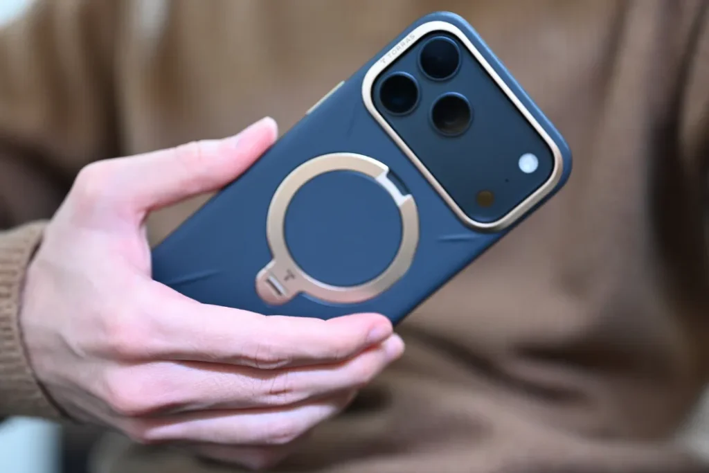 TORRAS Ostand Q3 レザートーン