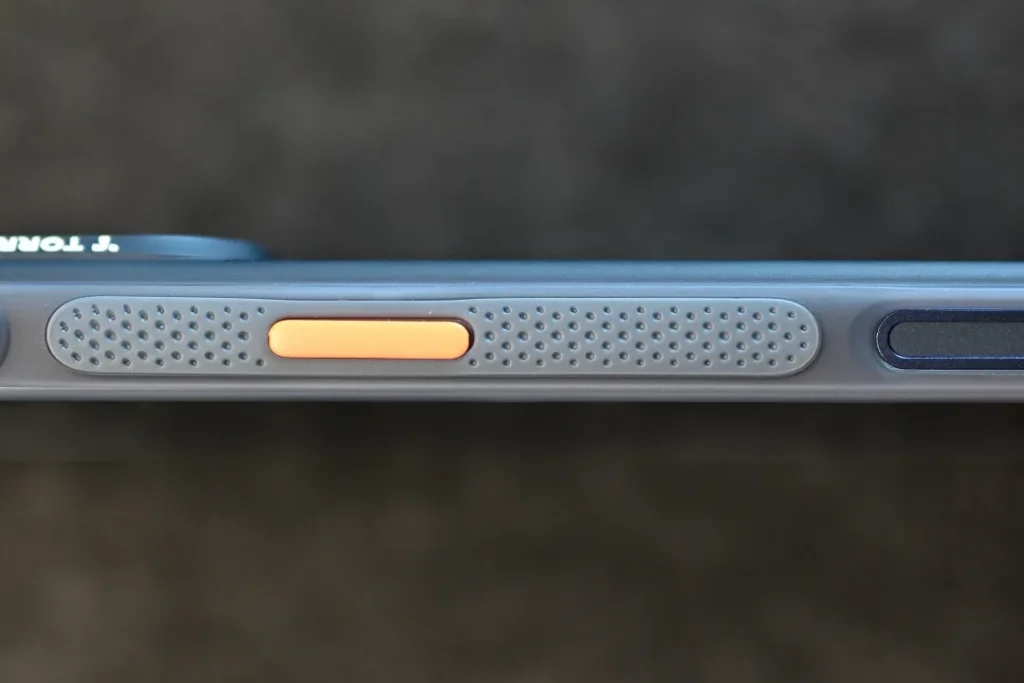 TORRAS Ostand Q3 Air