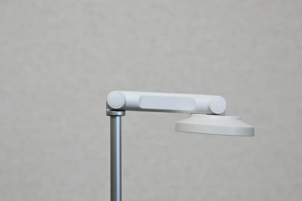 KraftGeek JustTap マグネット式スマホ三脚