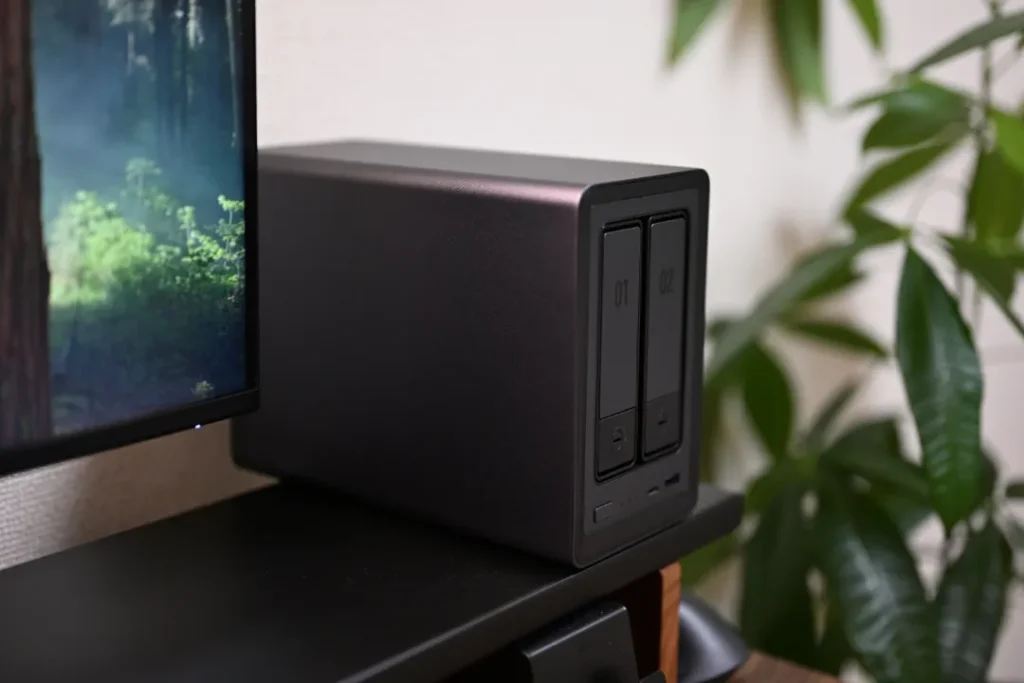 UGREEN NASync DXP2800