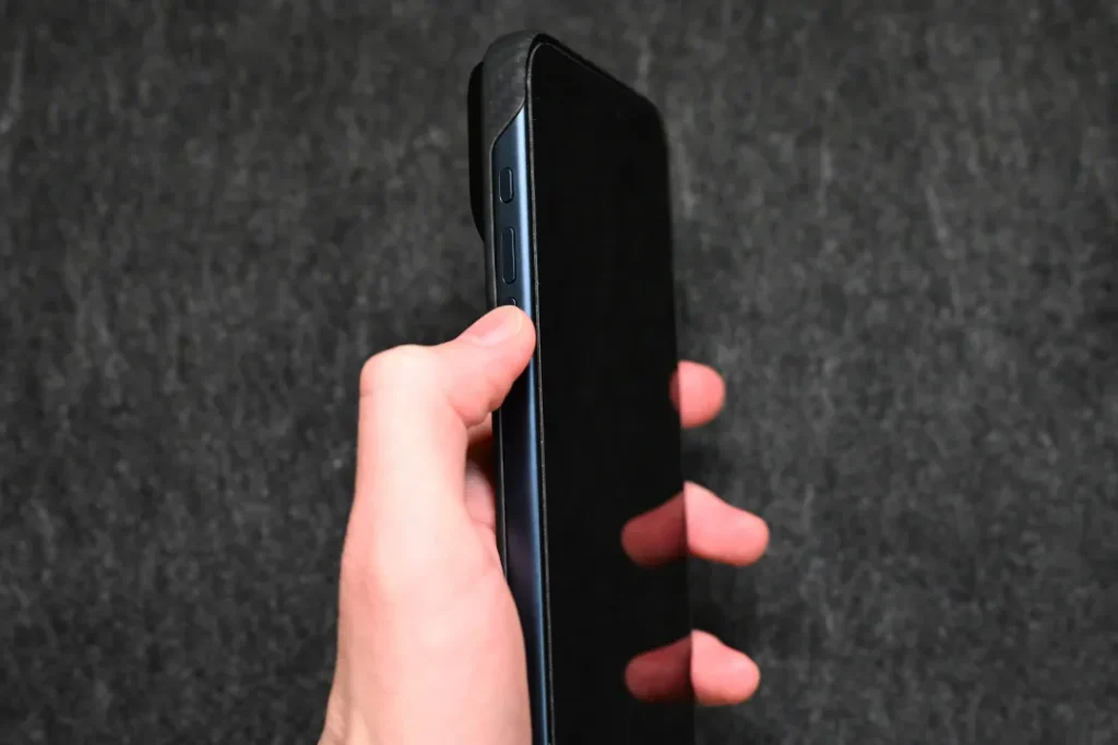 AULUMU A17 アラミド繊維ケース