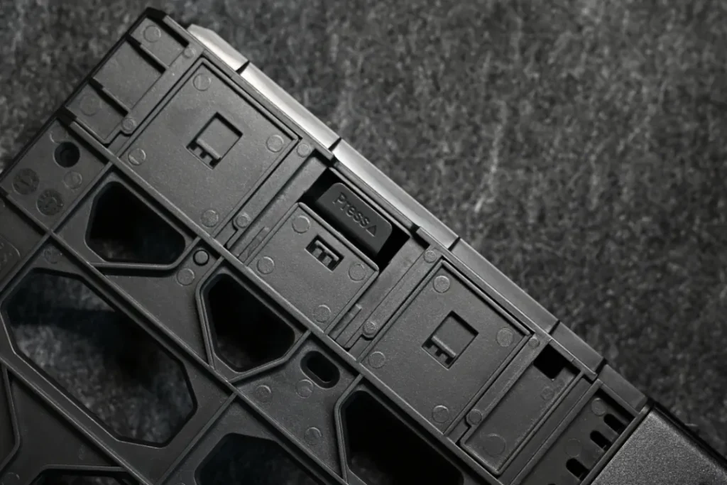 UGREEN NASync DXP2800