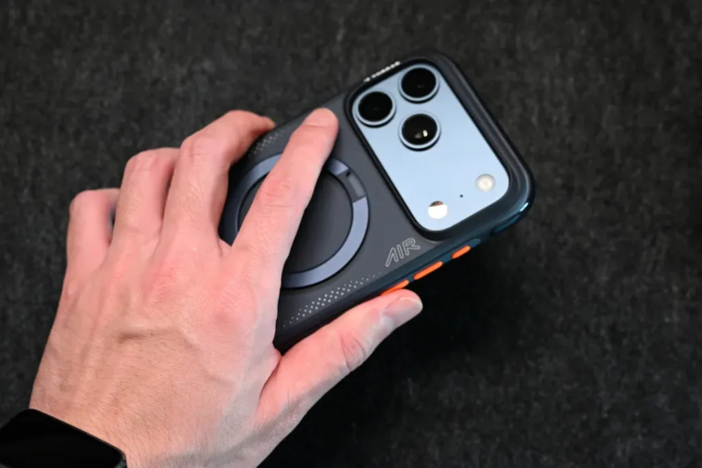 TORRAS Ostand Q3 Air