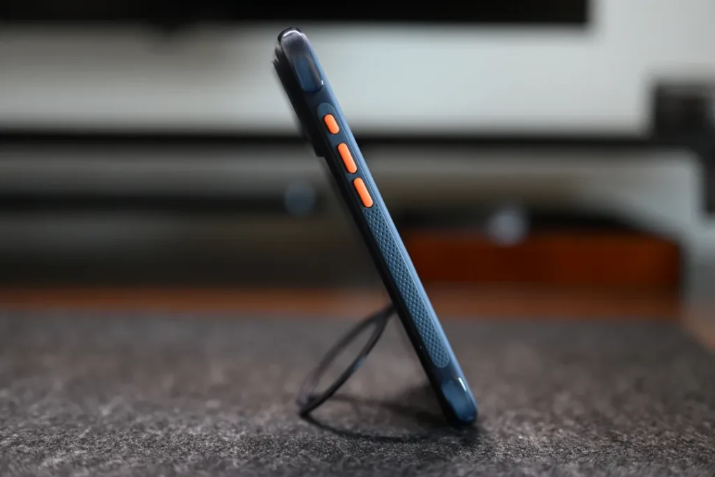 TORRAS Ostand Q3 Air