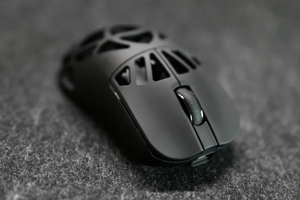 EPOMAKER CarbonX Mouse