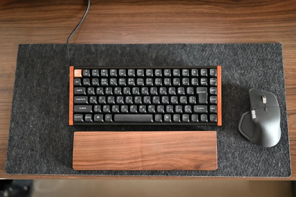 amesobaデスクマット