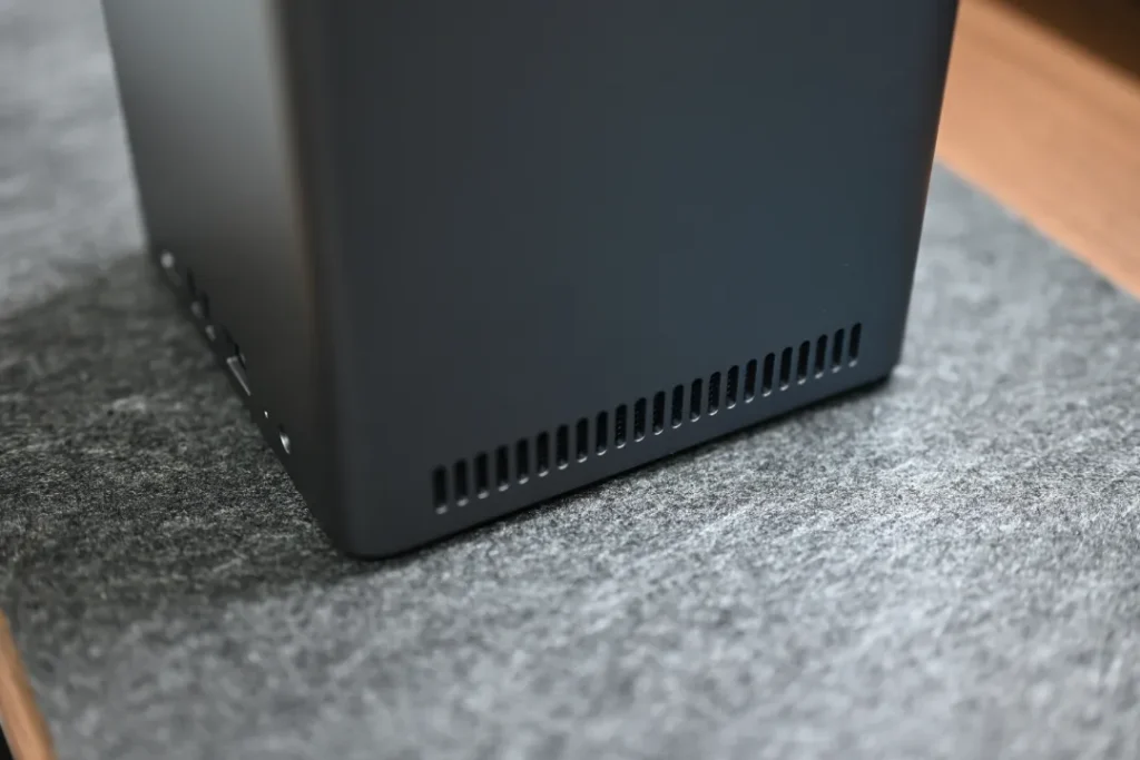 UGREEN NASync DH4300 Plus