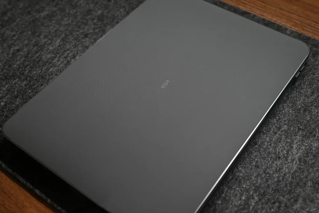 ESR Shift iPad キーボード付きケース