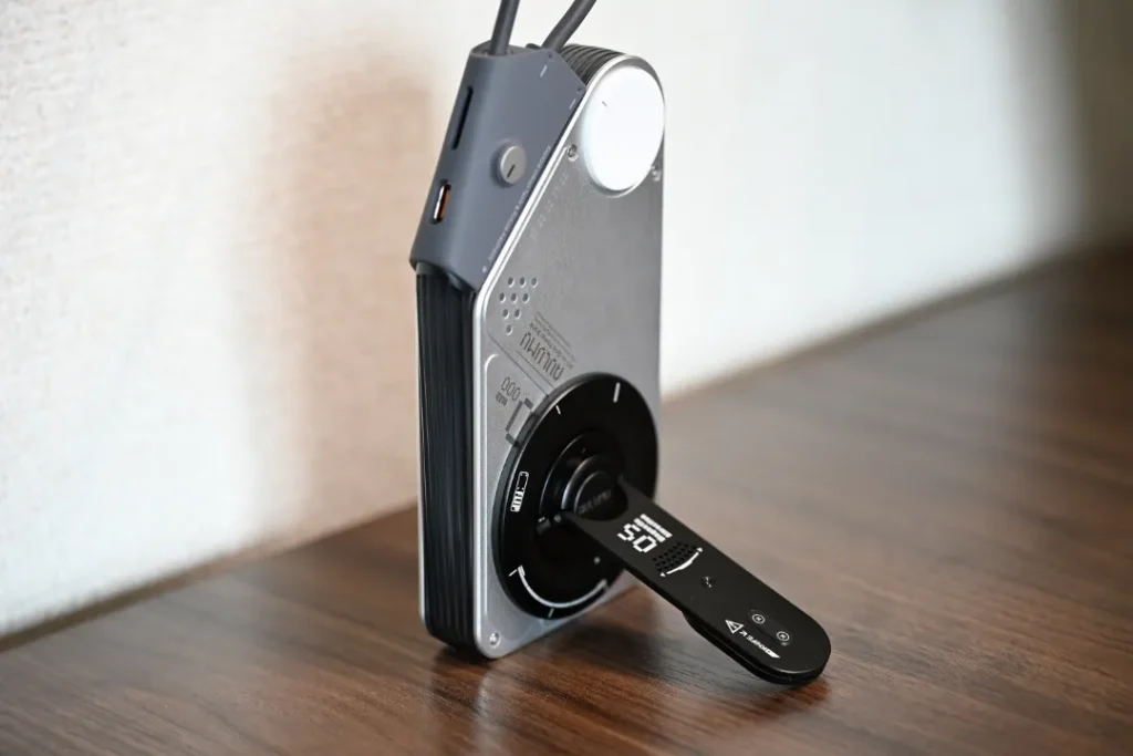 AULUMU M10 3in1 両面マグネット式モバイルバッテリー