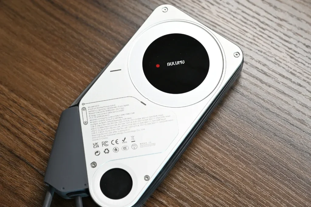 AULUMU M10 3in1 両面マグネット式モバイルバッテリー