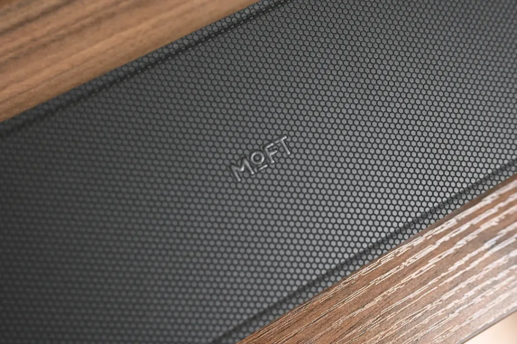MOFT Smart Desk Mat