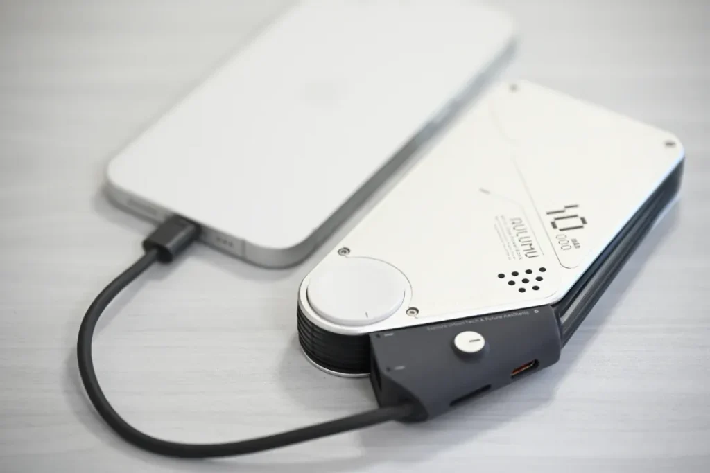 AULUMU M10