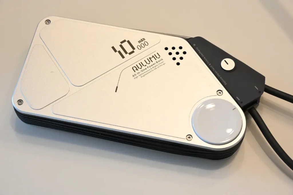 AULUMU M10モバイルバッテリー