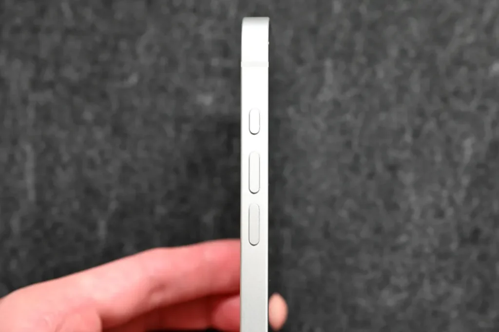 iPhone 17e
