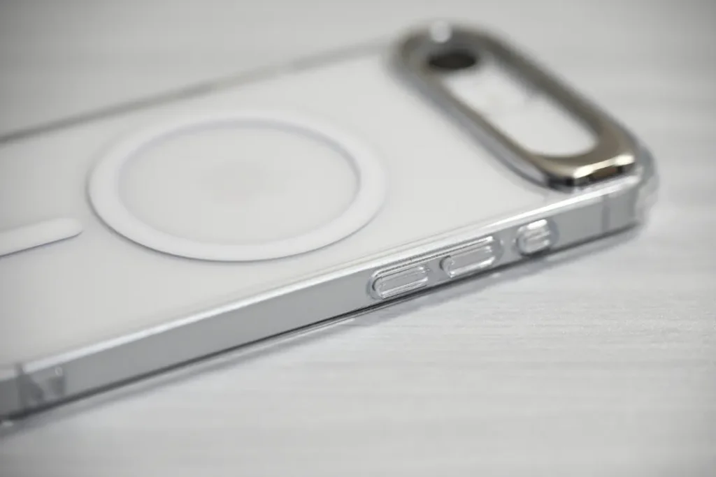 ESR MAGNETIC CASE