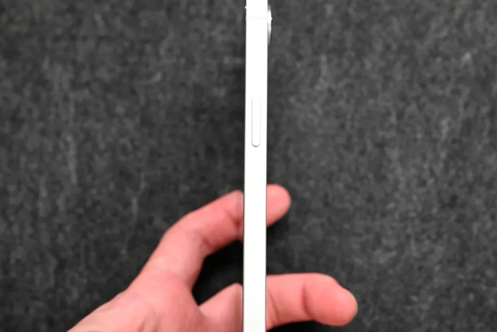 iPhone 17e