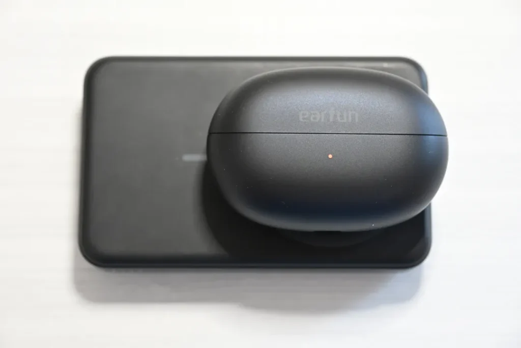 EarFun Clip 2ワイヤレス充電