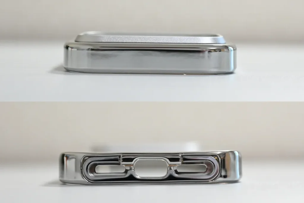 CASEKOO LINKOOの上下の画像