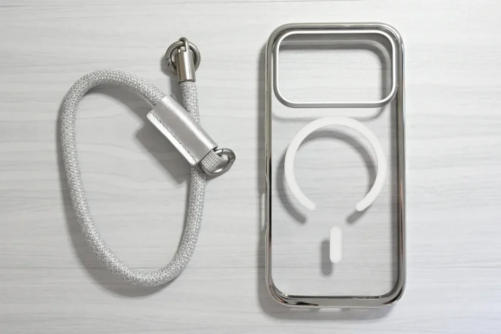 CASEKOO LINKOOケースとストラップ