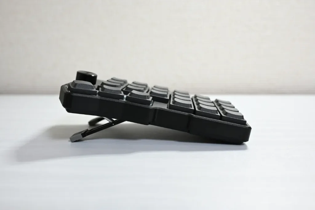 Cornix LP 無線分割キーボードの角度