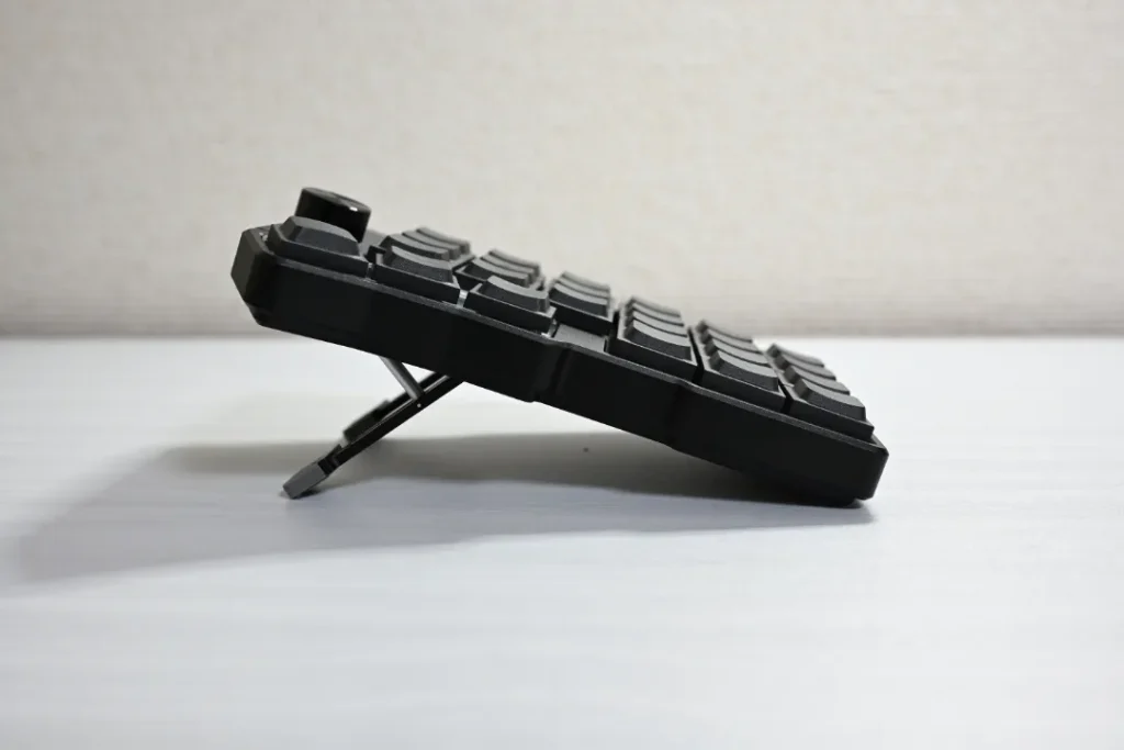 Cornix LP 無線分割キーボードの角度