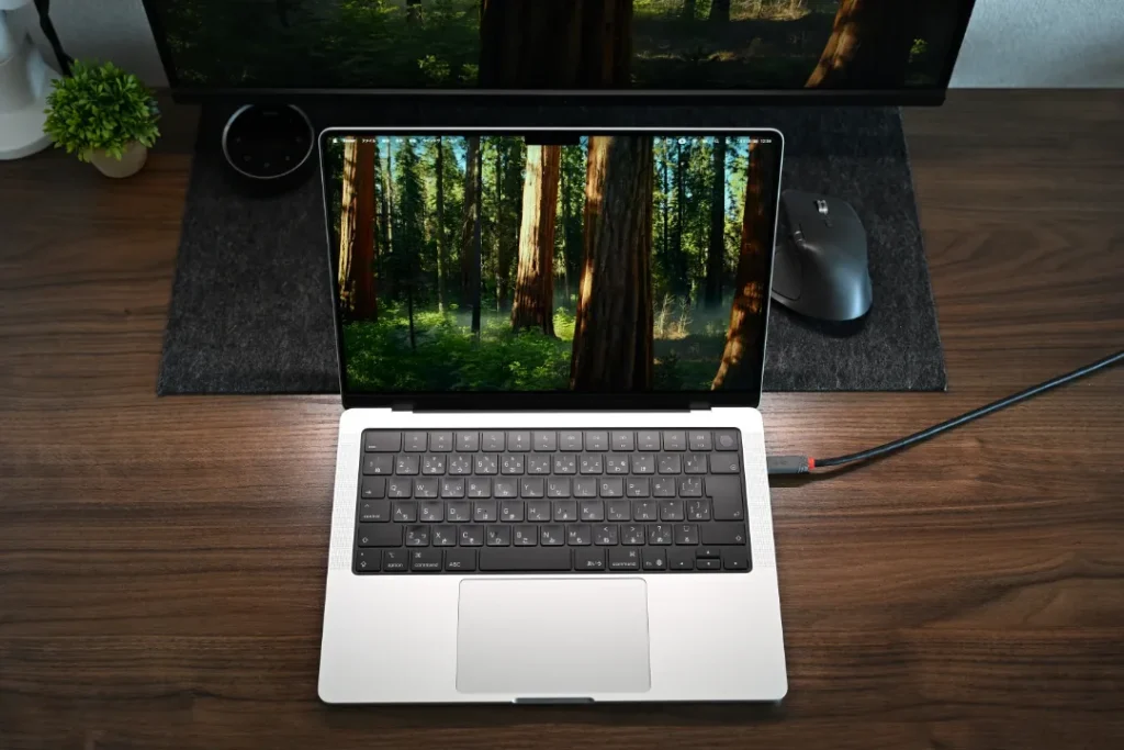 MacBook