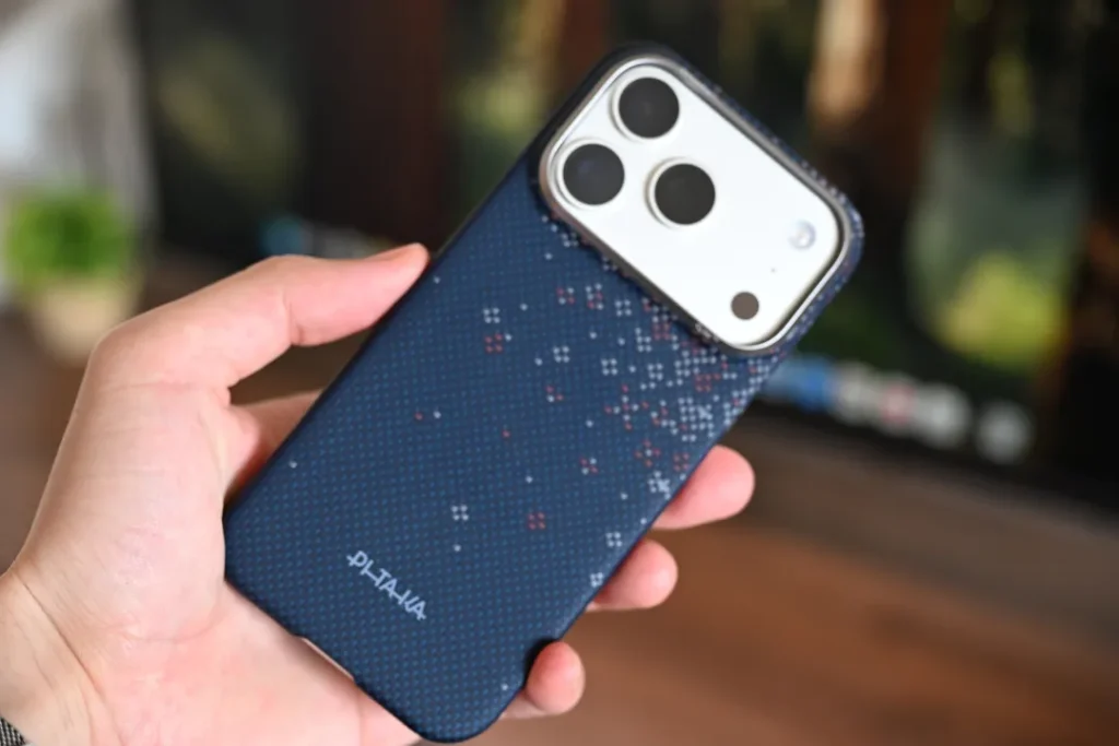 PITAKA Edge CaseとiPhone