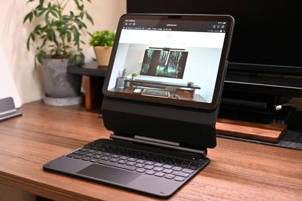 ESR Magic Keyboard