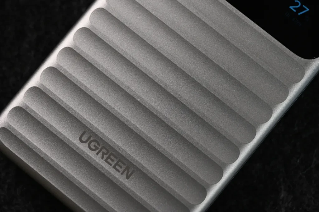 UGREEN Nexode Wavy 45W