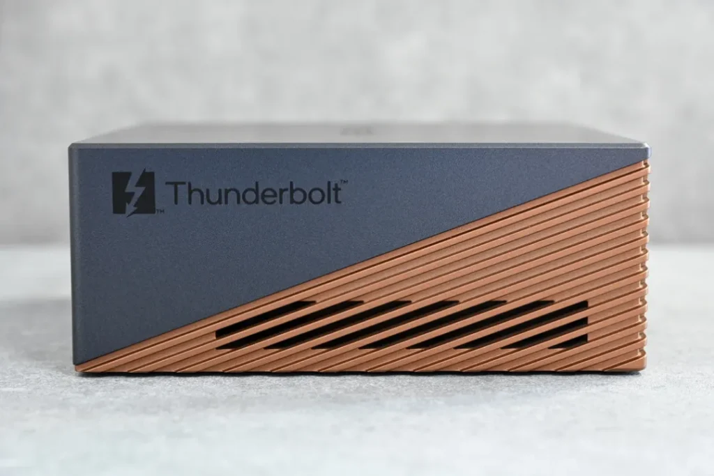 UGREEN Maxidok 17-in-1 Thunderbolt 5