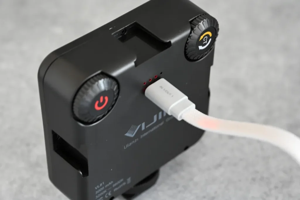 Ulanzi VL-81充電
