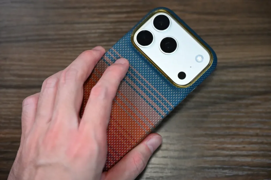PITAKA Edge Case
