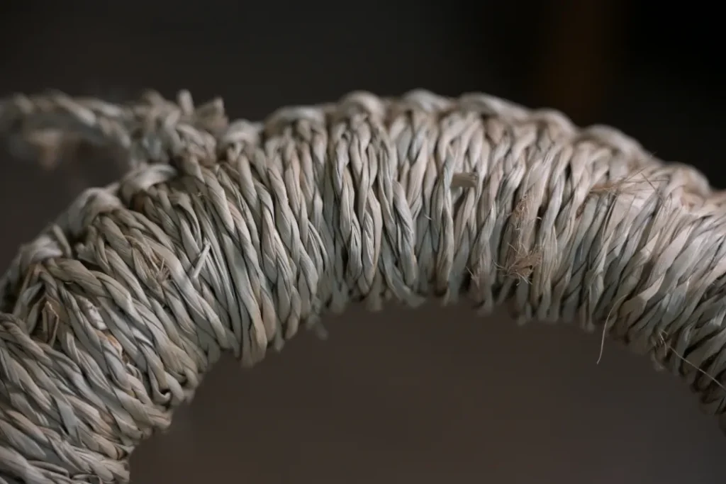 鍋敷きの藁の質感