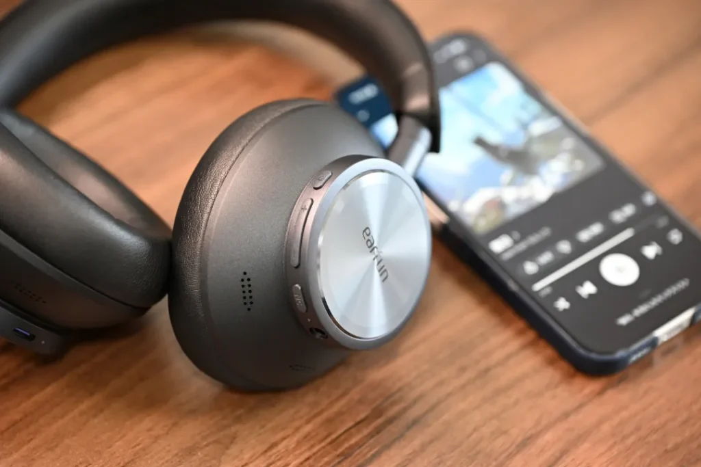 EarFun Wave Pro XとiPhoneでリスニング